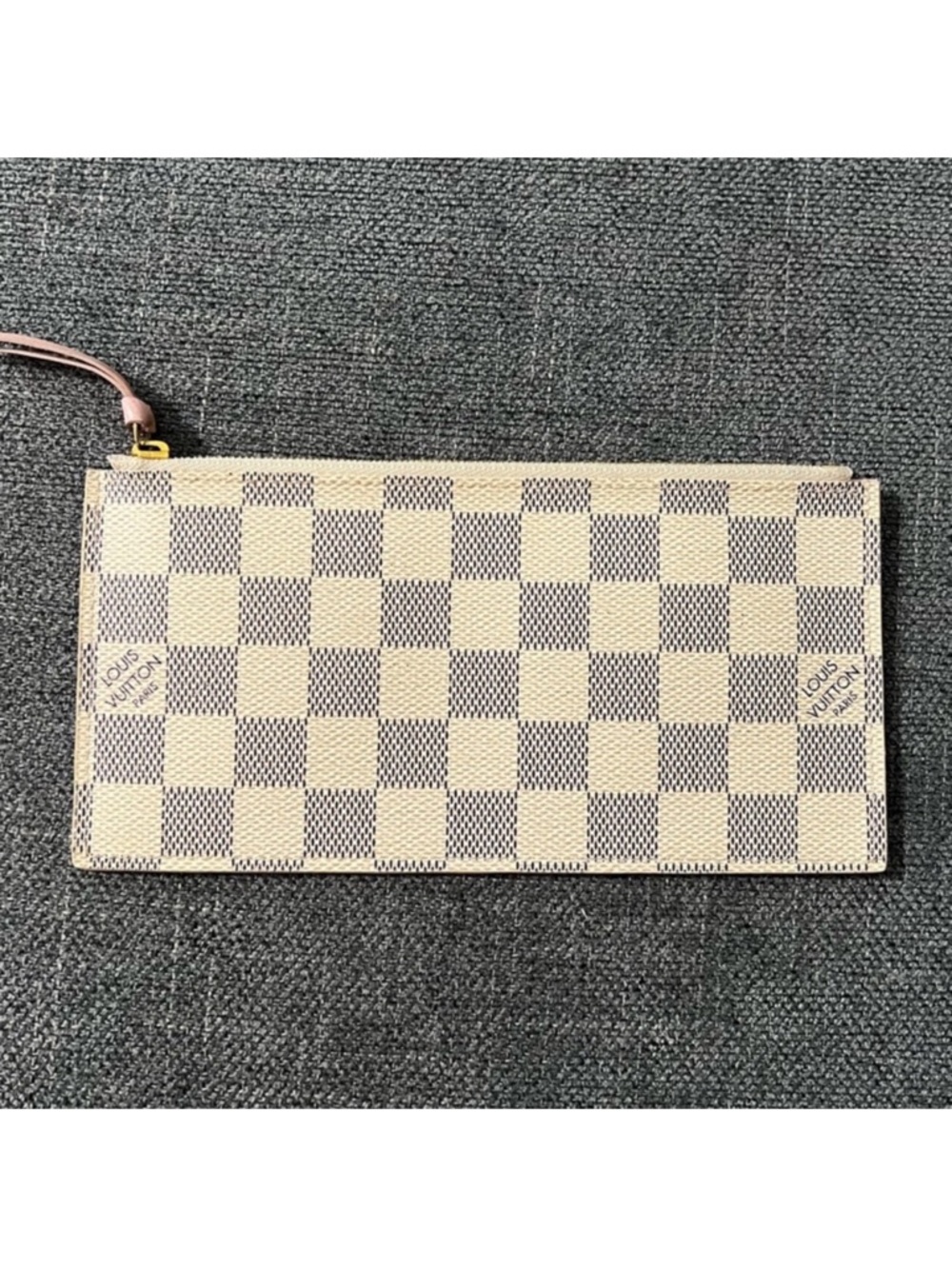 Louis Vuitton damier azur zippy pouch